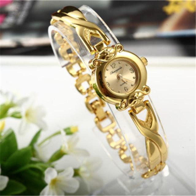 Women Bracelet Watch Mujer Golden Relojes Small Dial Quartz leisure Watch Popular Wristwatch Hour female ladies elegant watches