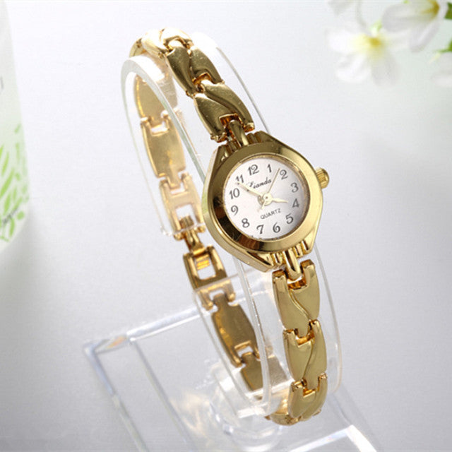 Women Bracelet Watch Mujer Golden Relojes Small Dial Quartz leisure Watch Popular Wristwatch Hour female ladies elegant watches